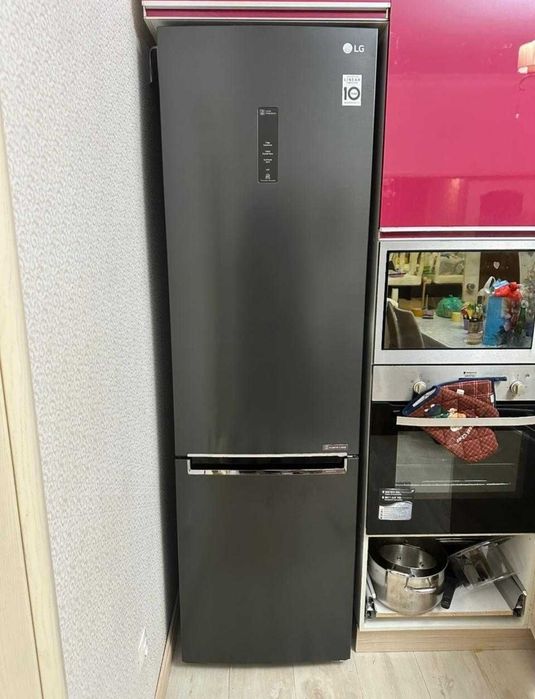 Холодильник LG...