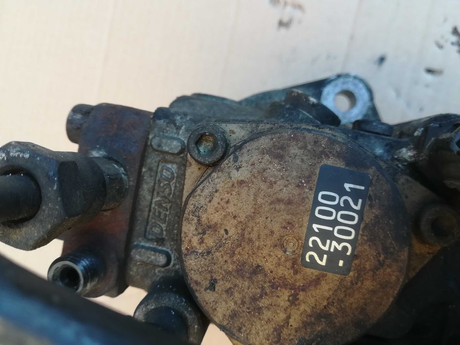 Помпа високо налягане  Toyota Hilux 2.5 D4D 87кс Тойота Хайлукс ГНП TD