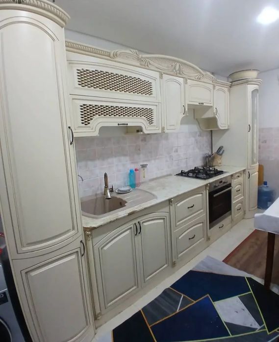 Гарнитур кухонный