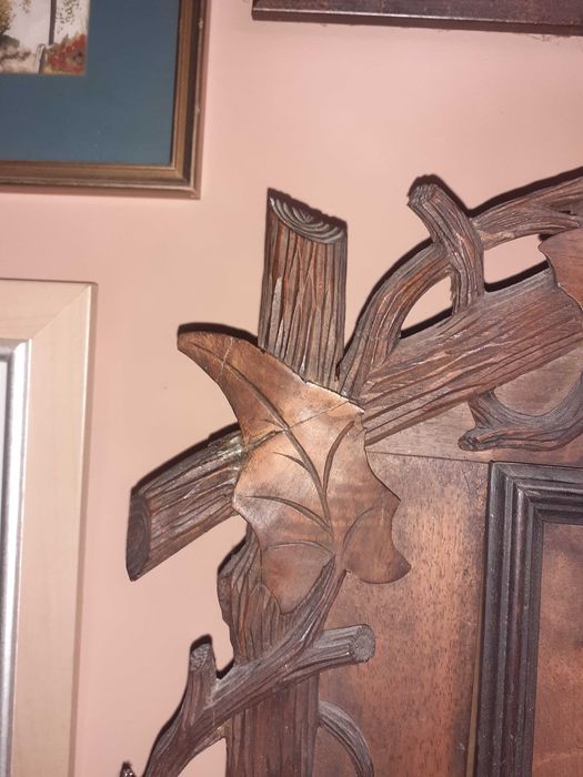 Стар рядък антикварен дървен шкаф за ключове Black Forest