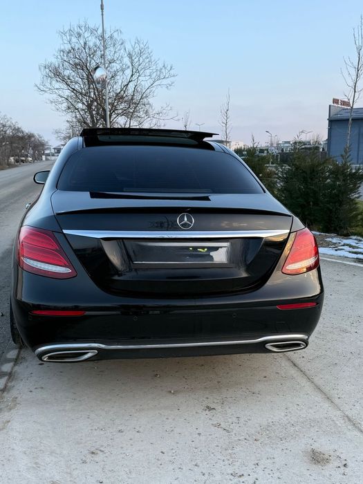Mercedes-Benz E Mercedes E 220D, Înmatriculat