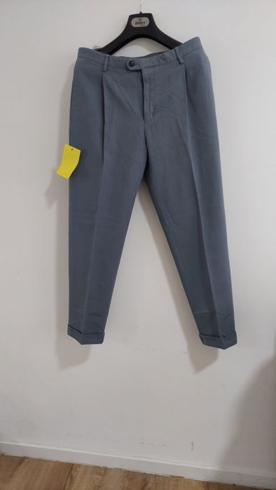 De vânzare noii cu etichetă  pantaloni diferite xlxxlxxxl