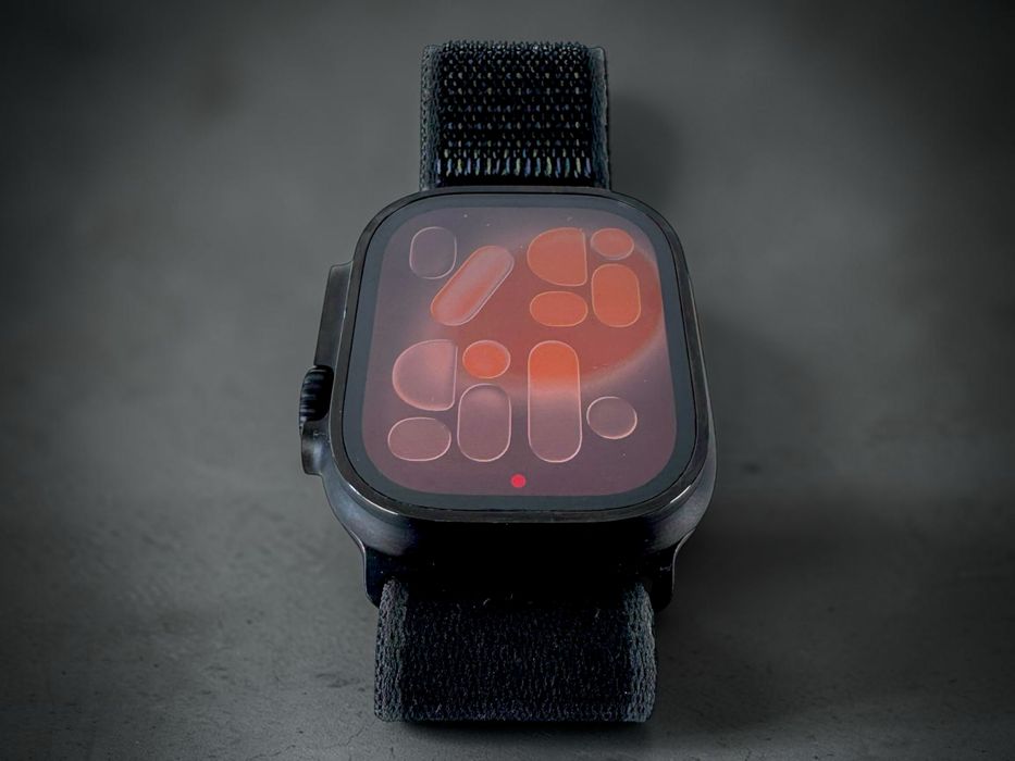 Apple Watch Ultra 2 49mm Cellular Black with TI Black TL S/M Band 99% Battery! Перфектен! Full Pack! Гаранция!