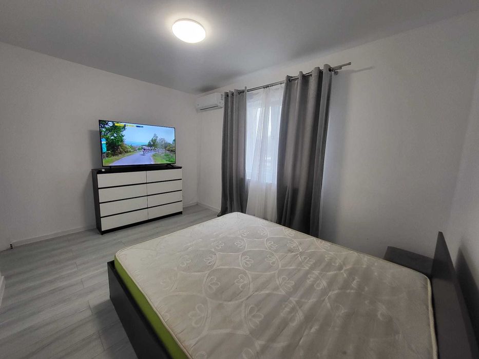 apartament cu o camera cu loc de parcare Mutare Imediata