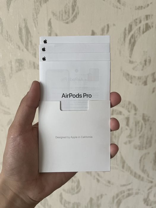 Продам  новые  AirPods Pro