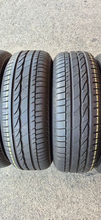 4 anvelope vara runflat ca noi Bridgestone 205/60/16.Pretul este pe bucata.