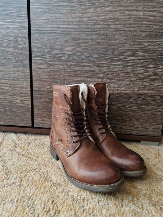 Кафяви дамски боти Graceland