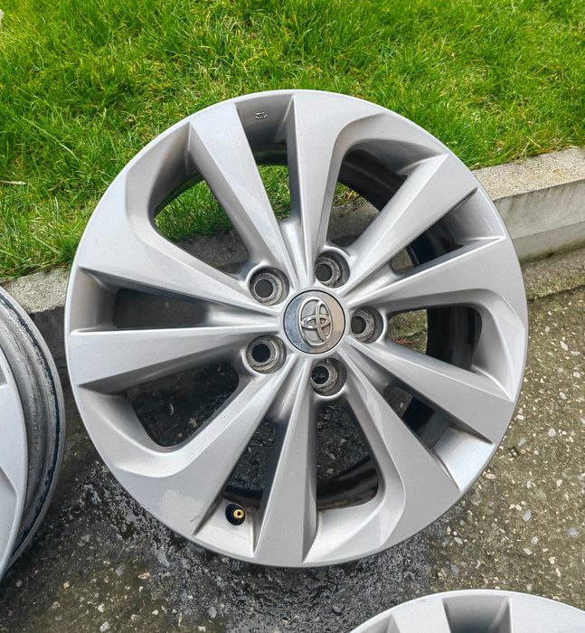 Джанти за  Toyota Auris 17'