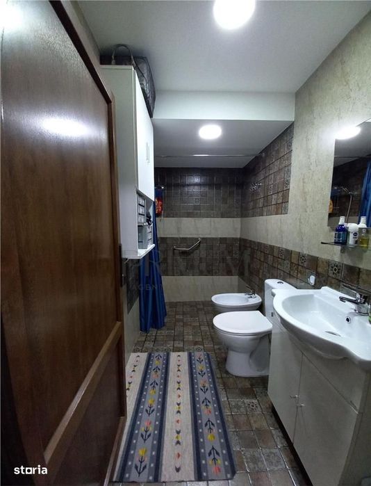 Central - 3 Cam - Decomandat - 2Bai - Renovat - Zona Excelenta