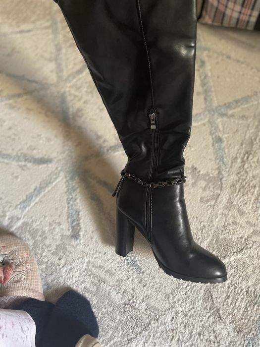 Продаю сапоги Belissimo 30000