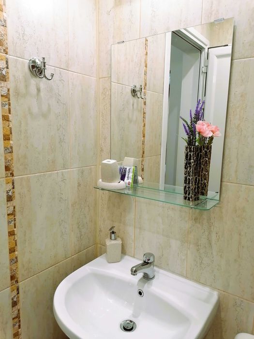 Дава се под наем Тристаен апартамент в Варна, Гръцка махала - 70 кв.м за 600 € - Снимка #14