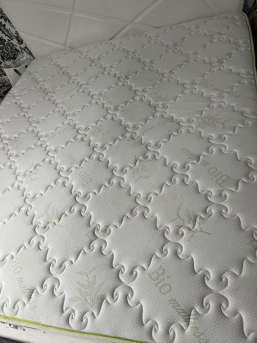 Матрас б/у   180х200