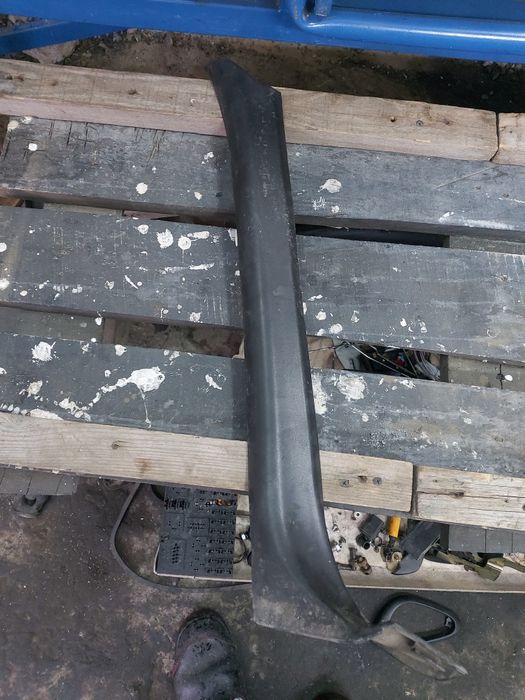 Обивки дверей нива шевроле