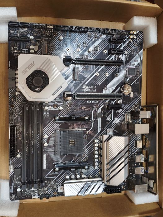 X570 AM4 материнская плата ASUS
