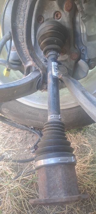 Полуоски от Audi Q5 2.0 TFSI 220к.с 2014г.