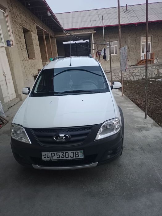 Lada Largus 2020 srochni sotiladi