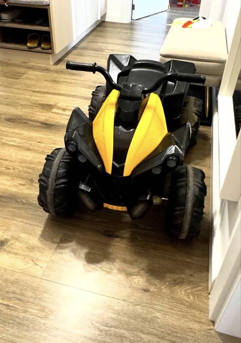 Atv copii 12v  stare ft bună