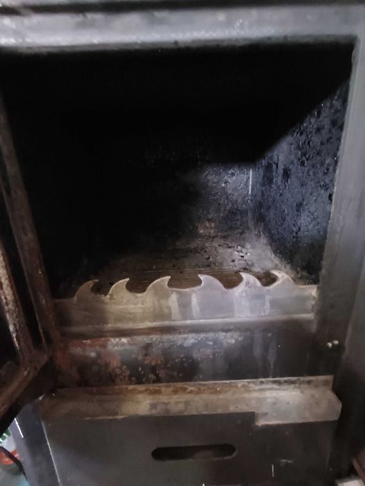 Termosemineu pe lemne