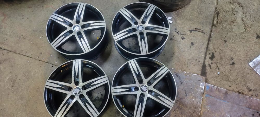 На 16 5/100 Тойота И Т Д