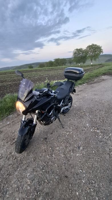 Vând kawasaki versys