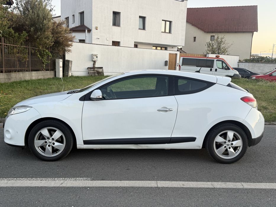 Renault Megane Coupe 2012 1,5 dci 2 usi Recent adus