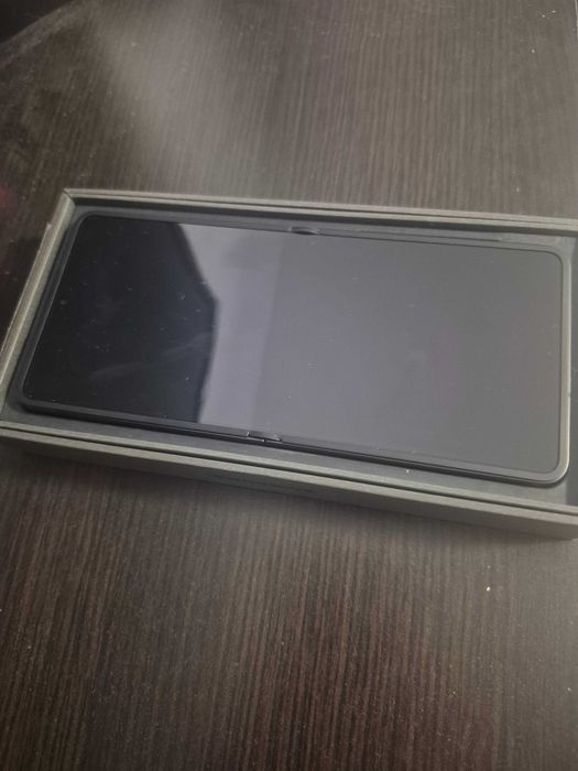 Samsung z filp 7 256gb/12gb