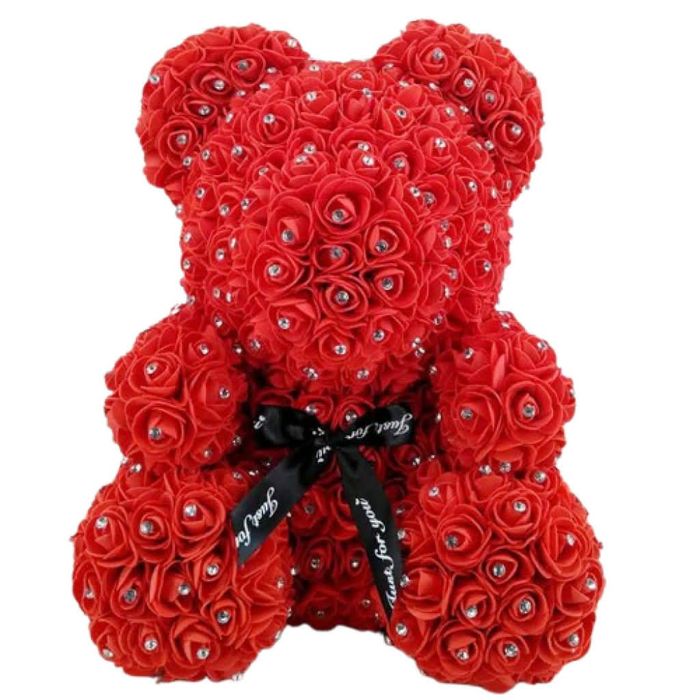 Мече от рози с панделка и диаманти