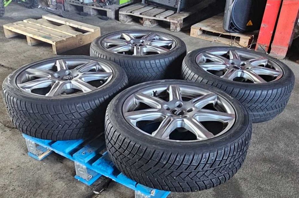 Set 4 Jante Audi OEM, 10 spite, anvelope Vredestein 225/45 R 18 95W M+S