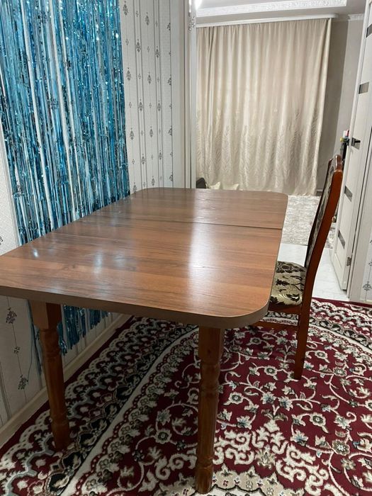 Продам стол для кухни