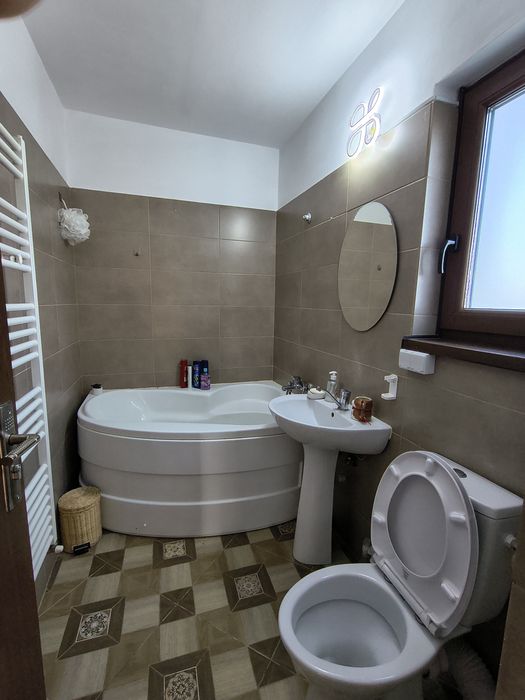 Casa individuala (propietar) cartier Izvor