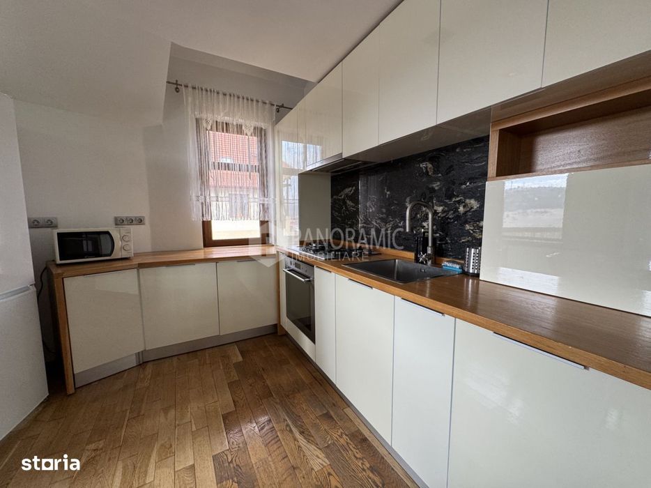 Apartament cu 4 camere Baciu zona Regal