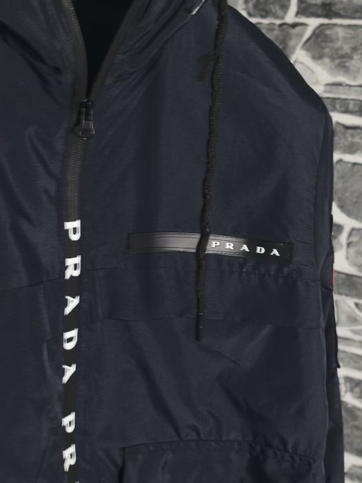 Унисекс ветровка високо качество