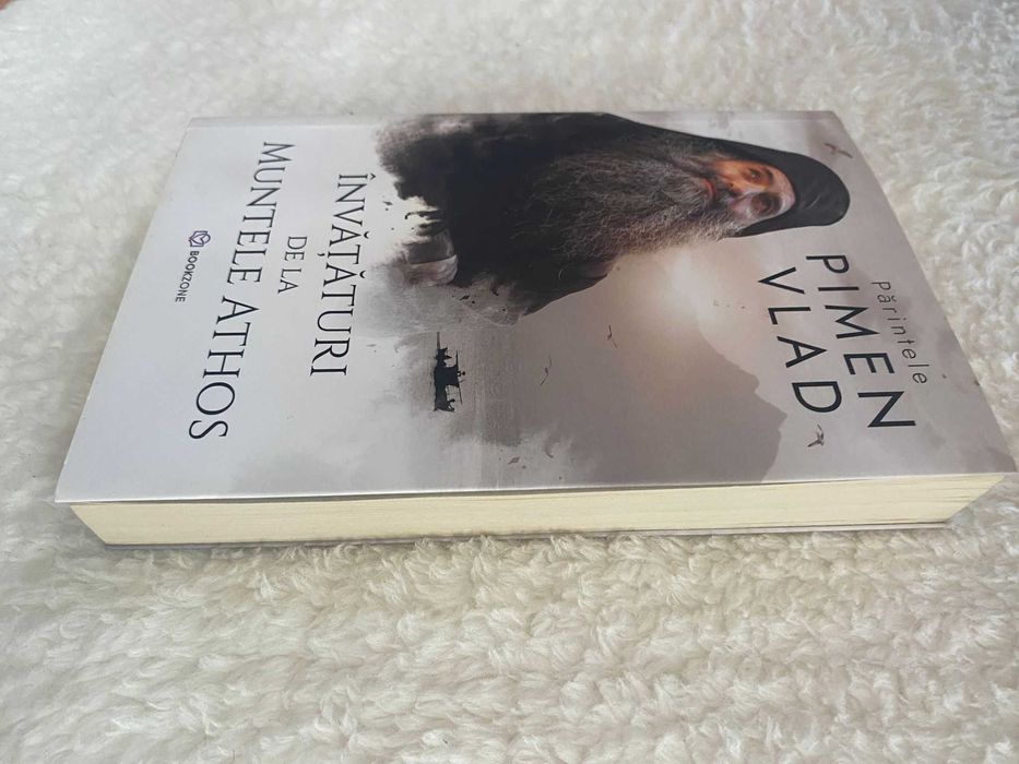 carte Invataturi de la Muntele Athos - Pimen Vlad, nou/citit 1 data