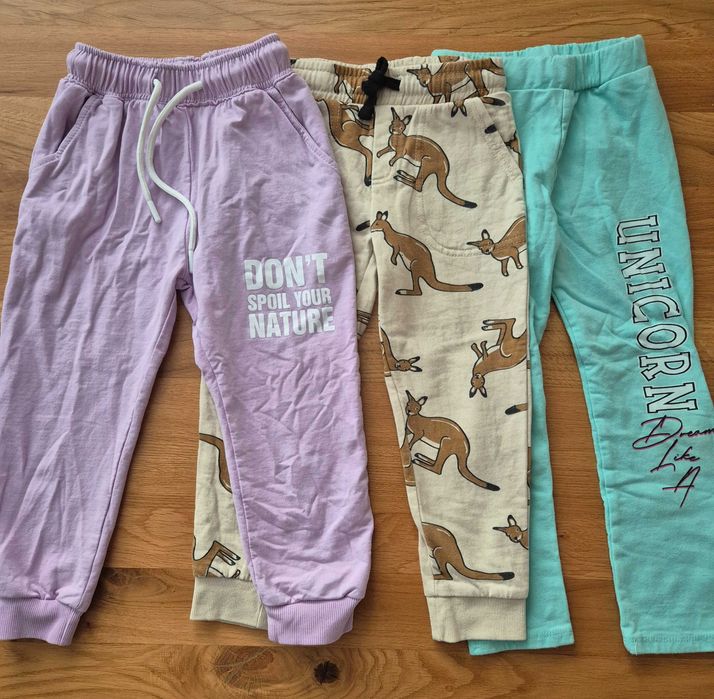 Детски панталони за момиче размер 104-110