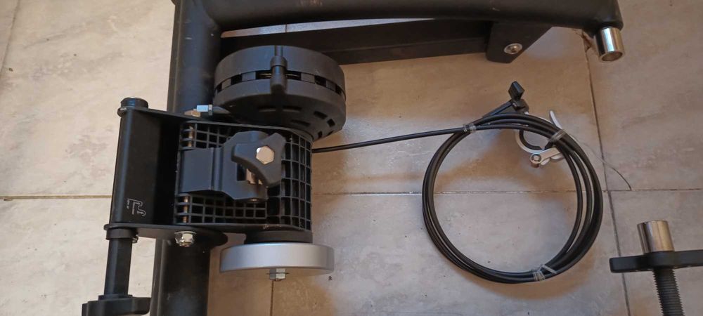 OCAZIE, Home Trainer B’TWIN In’Ride 100, Suport Magnetic pt. Bicicleta