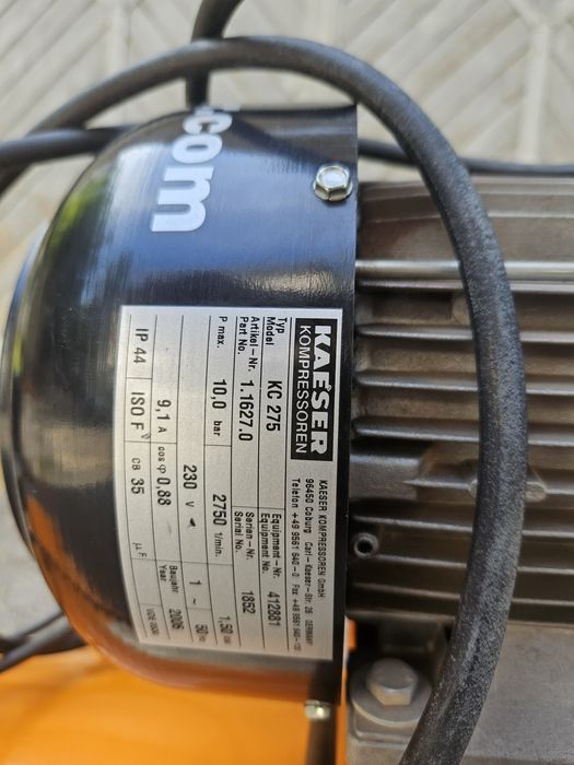 Компресор за въздух, бутален 90л