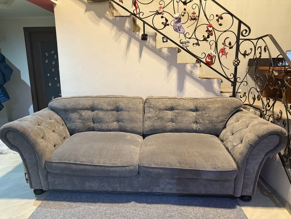 Canapea Chesterfield