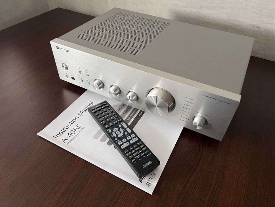 Интегриран усилвател PIONEER A-40AE