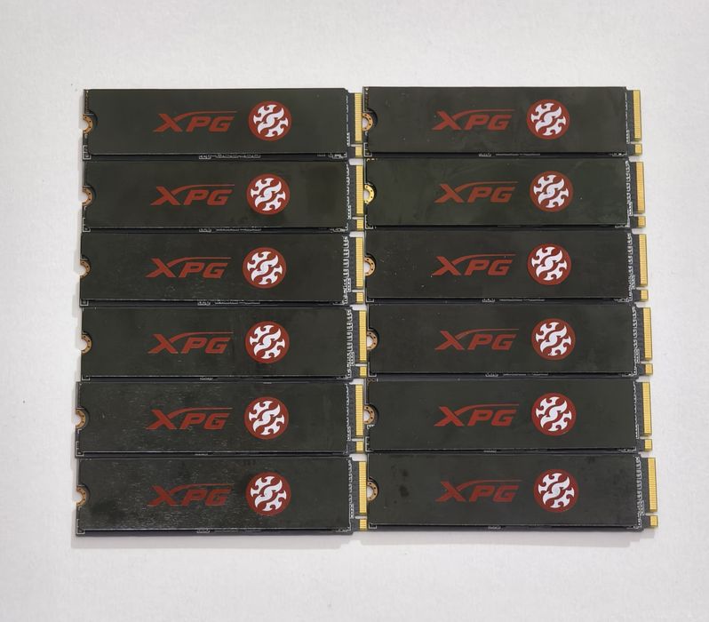 SSD 512gb Adata XPG 8200 Pro