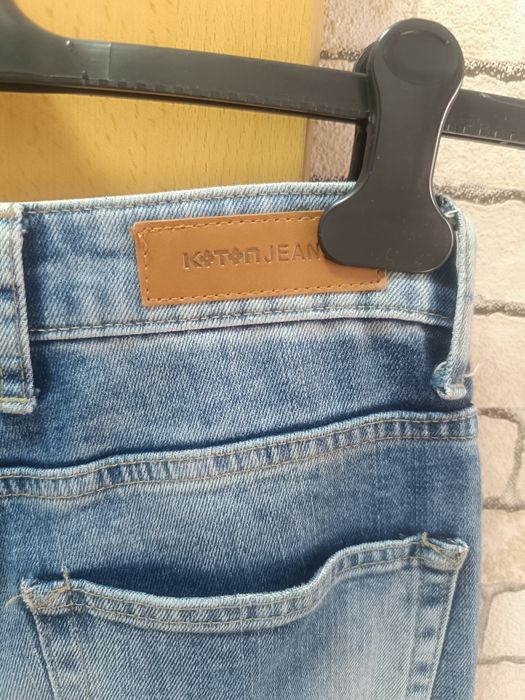 Koton. Джинсы на подростка р29
