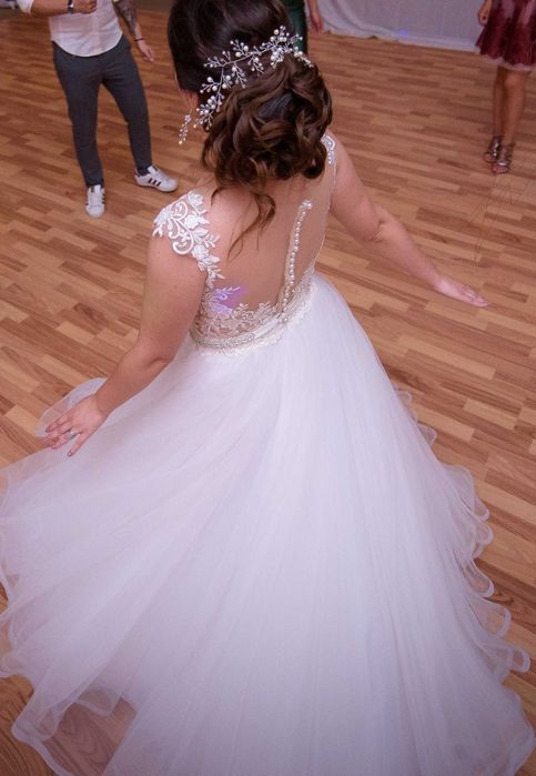 Rochie de mireasa Printesa, delicata, fluida si foarte usoara