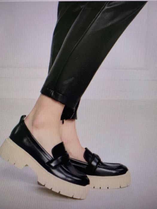 Armani exchange  hugo лоуфъри