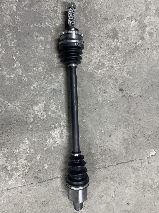 Привод правый reno clio kangoo