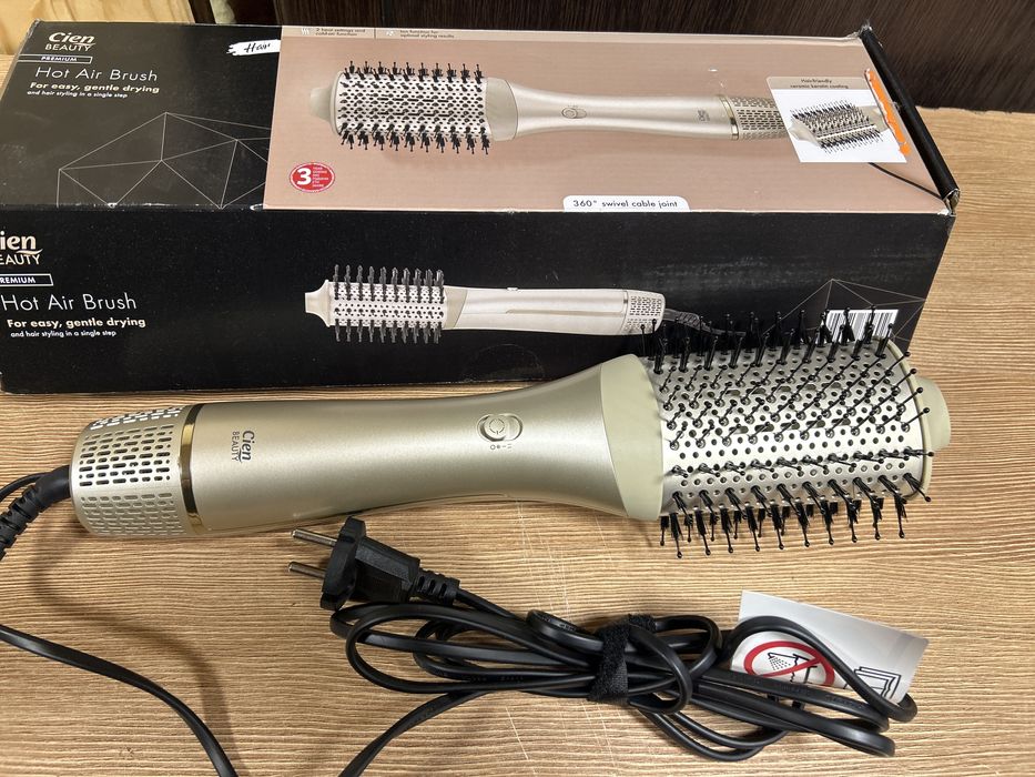 Маша за коса с топъл въздух