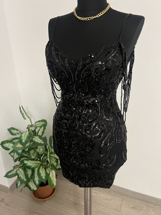 Rochie neagra de ocazie cu paiete si cristale XS