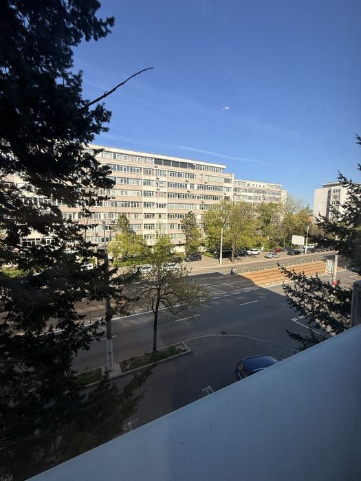 Inchiriez apartament 3 camere - Calea Giulesti - Crangasi (Flamanda )
