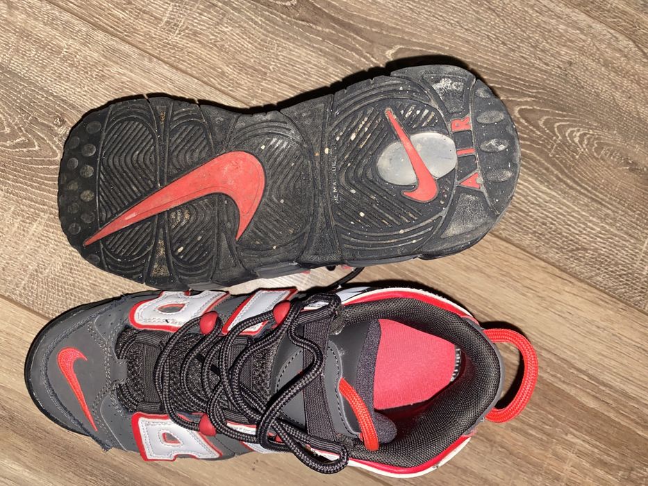 Nike uptempo mărimea 39