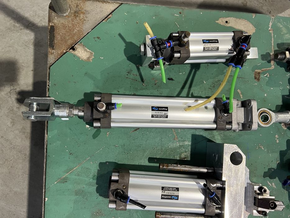 Пневматични цилиндри/цилиндър