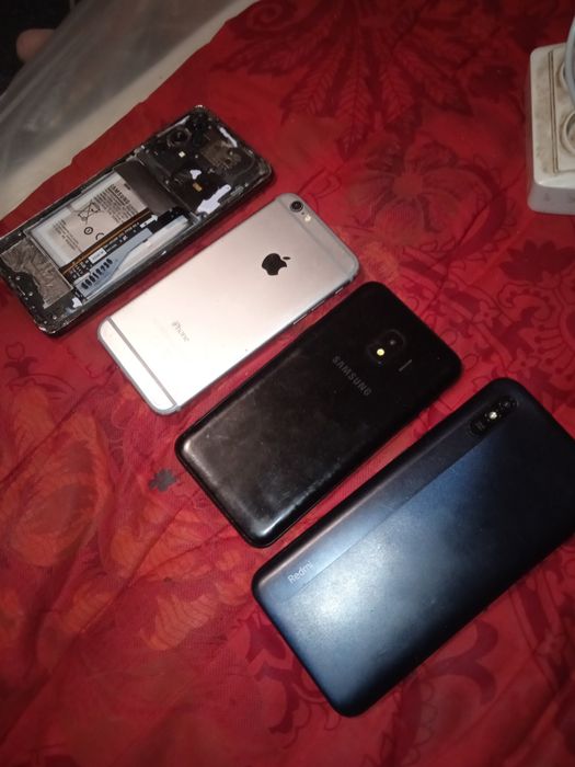 Телефоны на запчасти