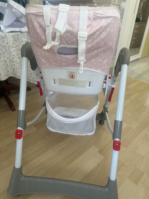 Стол за хранене за бебе